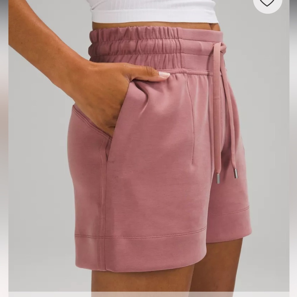 Lululemon Soft Ambitions Shorts - Spiced Chai